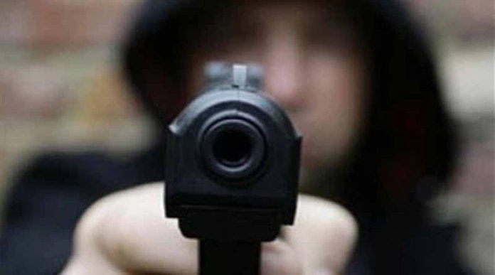 Ληστείες σε Δράμα και Καβάλα – Μπήκαν με όπλα σε σούπερ μάρκετ γεμάτο κόσμο